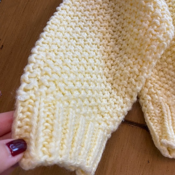 Women’s Hand Knitted Acrylic Sweater Feminine Pastel Vintage S-M Evian II - Picture 6 of 16